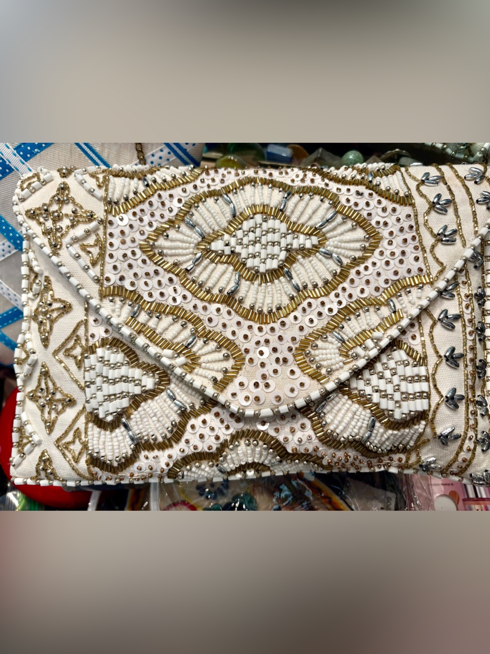 La Chic Beaded White & Gold Envelope Clutch Purse w/ Gold Chain Strap